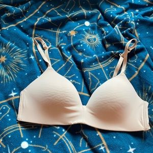 Auden wireless bra